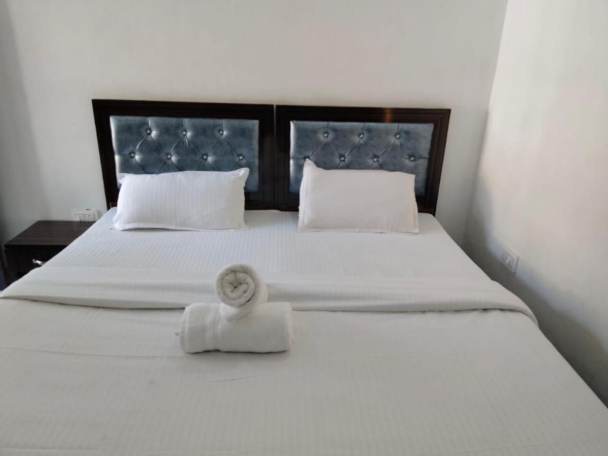 Hotel Paradise Palm Rishīkesh Zewnętrze zdjęcie