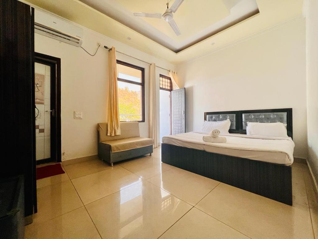 Hotel Paradise Palm Rishīkesh Zewnętrze zdjęcie