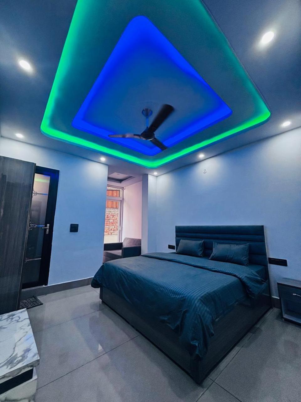 Hotel Paradise Palm Rishīkesh Zewnętrze zdjęcie