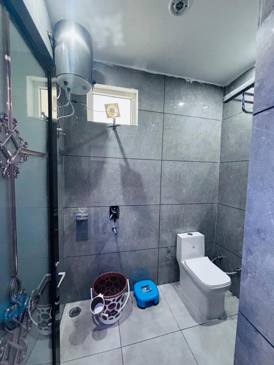 Hotel Paradise Palm Rishīkesh Zewnętrze zdjęcie